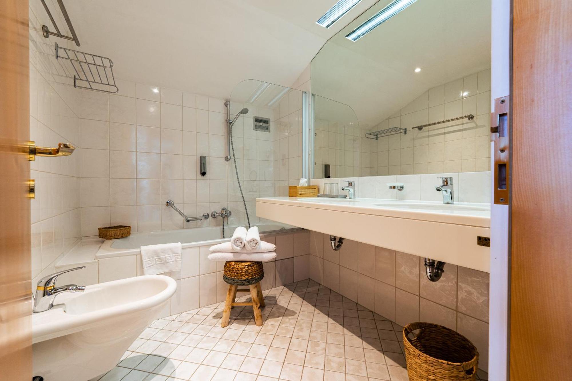 Boutique Hotel Olympia Seefeld in Tirol Extérieur photo